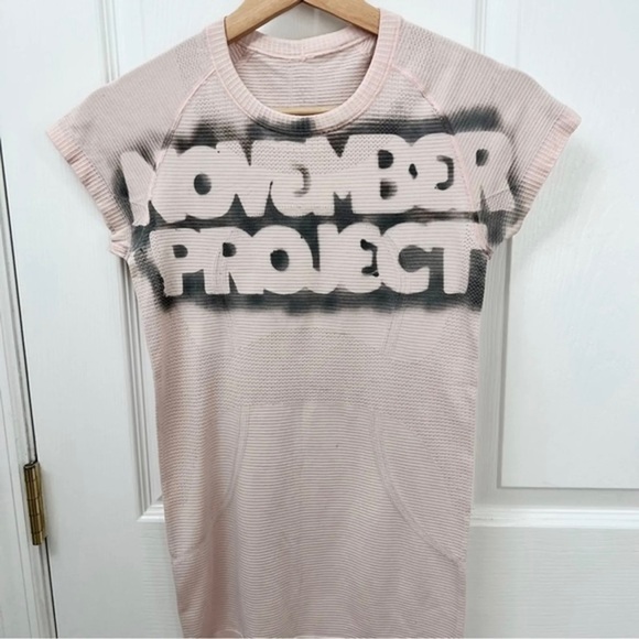 Lululemon November Project Swiftly Tee - Picture 2 of 4